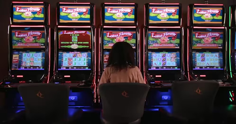 Identifying a slot machine that offers obscenely huge payouts